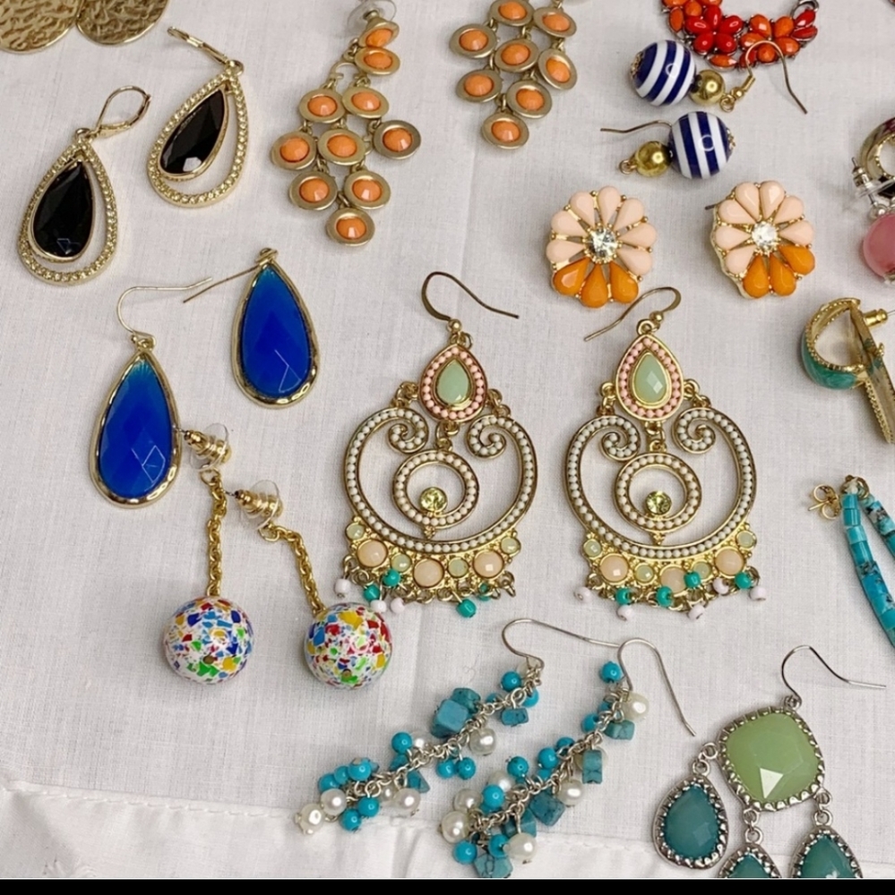 Bohemian Earrings Large Lot For Wear Or Resell Costume Jewelry Multicolour - Picture 6 of 6
